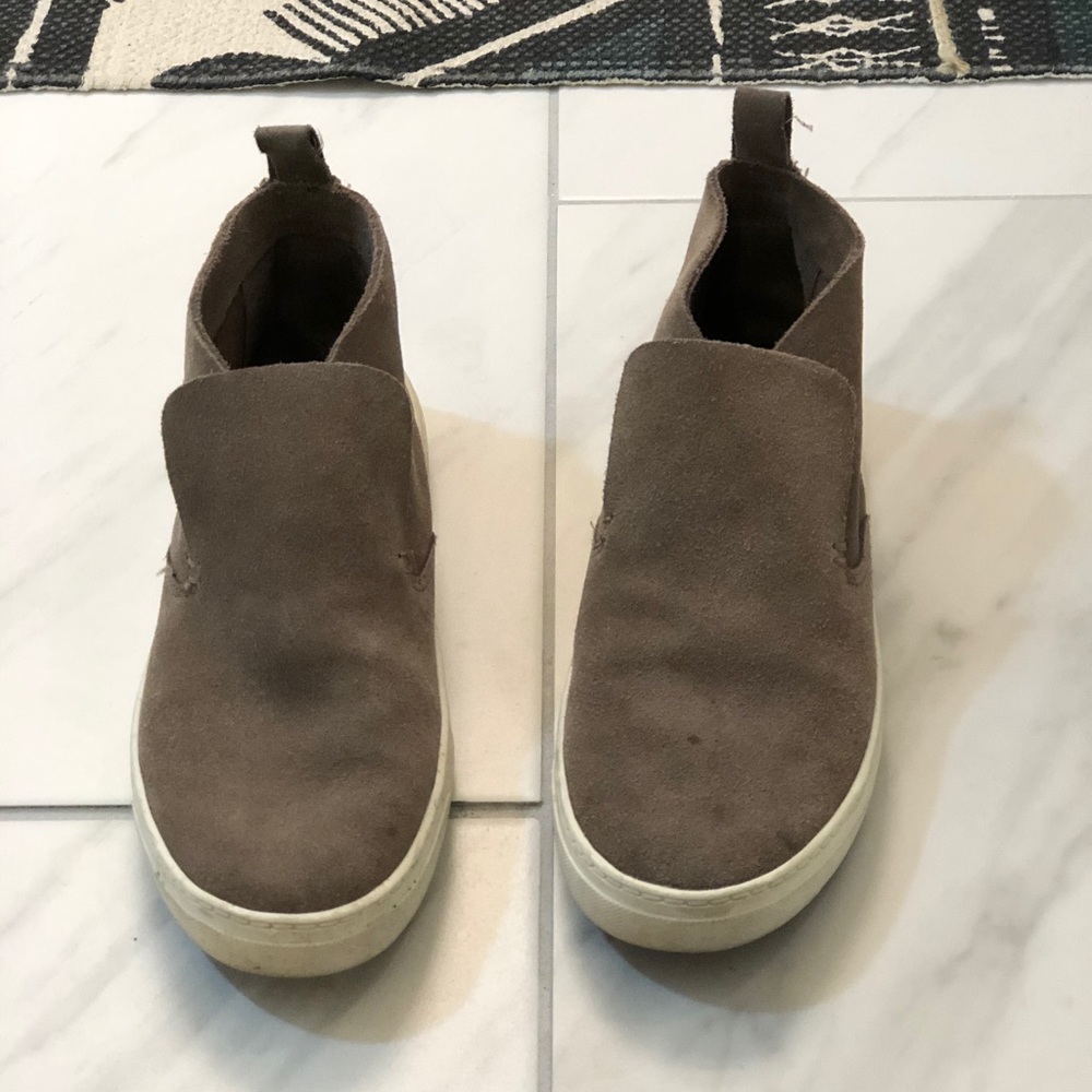 Slide on Suede Sneakers size 7